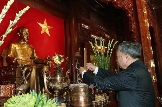 Chủ tịch nước Tô Lâm thăm và làm việc tại Quân chủng Phòng không - Không quân Chủ tịch nước Tô Lâm thăm và làm việc tại Quân chủng Phòng không - Không quân