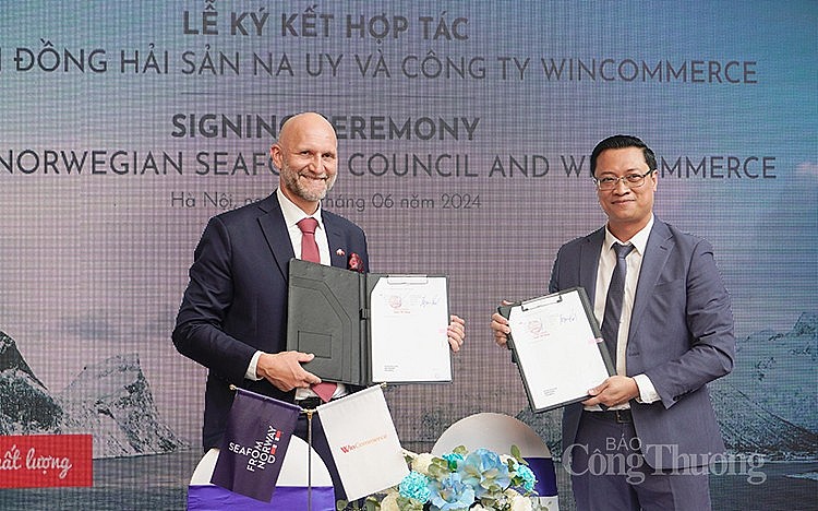 Ký kết hợp tác Ký kết hợp tác