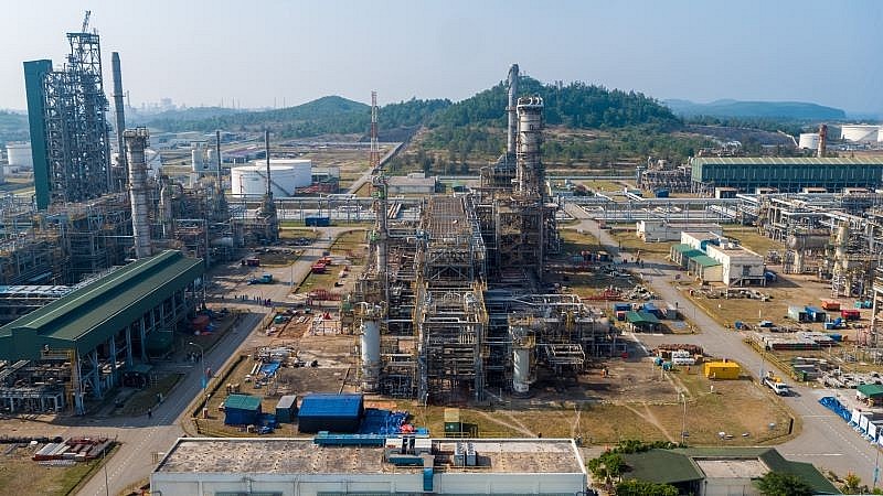 Đợt BĐTT lần 5 NMLD Dung Quất có hơn 4.000 người tham gia, do đó, công tác đảm bảo an toàn lao động luôn là mục tiêu được BSR đặt lên hàng đầu Đợt BĐTT lần 5 NMLD Dung Quất có hơn 4.000 người tham gia, do đó, công tác đảm bảo an toàn lao động luôn là mục tiêu được BSR đặt lên hàng đầu