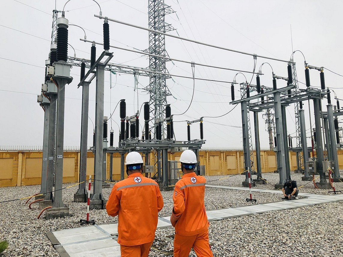 EVNNPC tổ chức Lễ gắn biển công trình TBA 110kV Hưng Hà 2 và nhánh rẽ EVNNPC tổ chức Lễ gắn biển công trình TBA 110kV Hưng Hà 2 và nhánh rẽ