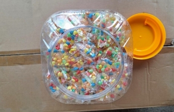 Hà Nội: Tạm giữ trên 10.000 gói kẹo nghi nhập lậu tại ga Ngọc Hồi