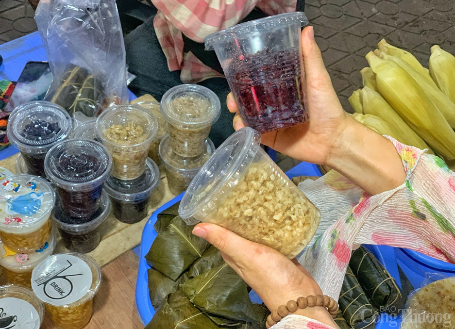 Hà Nội: Món ăn giết sâu bọ hút khách, tiểu thương “hốt bạc” ngày Tết Đoan Ngọ Hà Nội: Món ăn giết sâu bọ hút khách, tiểu thương “hốt bạc” ngày Tết Đoan Ngọ