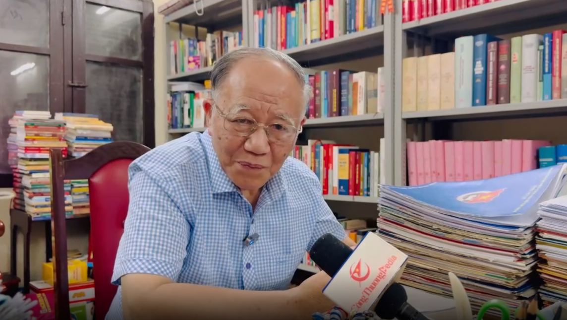 Giáo sư Hoàng Chí Bảo đồng tình với những bình luận của Báo Công Thương về hiện tượng Thích Minh Tuệ