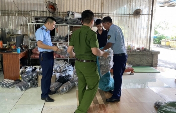 Hải Dương: Xử lý 3 vụ hàng giả nhãn hiệu nổi tiếng liên quan đến thương mại điện tử