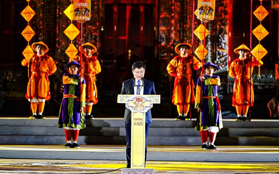 Thừa Thiên Huế: Lưu luyến đêm giã bạn tạm biệt Festival Huế 2024 Thừa Thiên Huế: Lưu luyến đêm giã bạn tạm biệt Festival Huế 2024