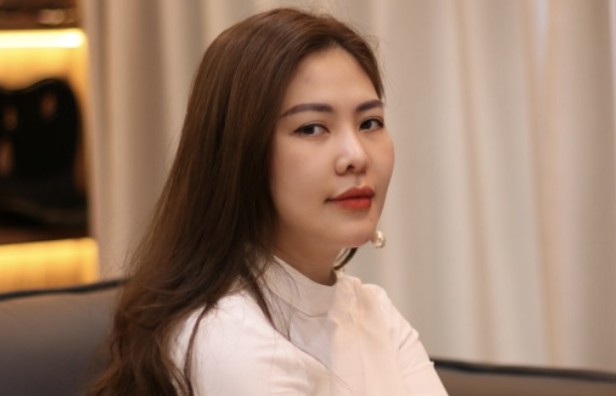 Phương Sena bị tố “nổ” công dụng sản phẩm quá đà trong livestream trên Tiktok