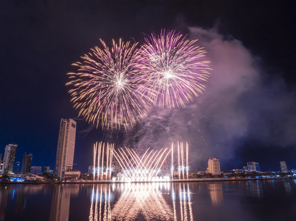 Đội Ý đang gấp rút lắp ráp cho màn trình diễn vào đêm 15/6