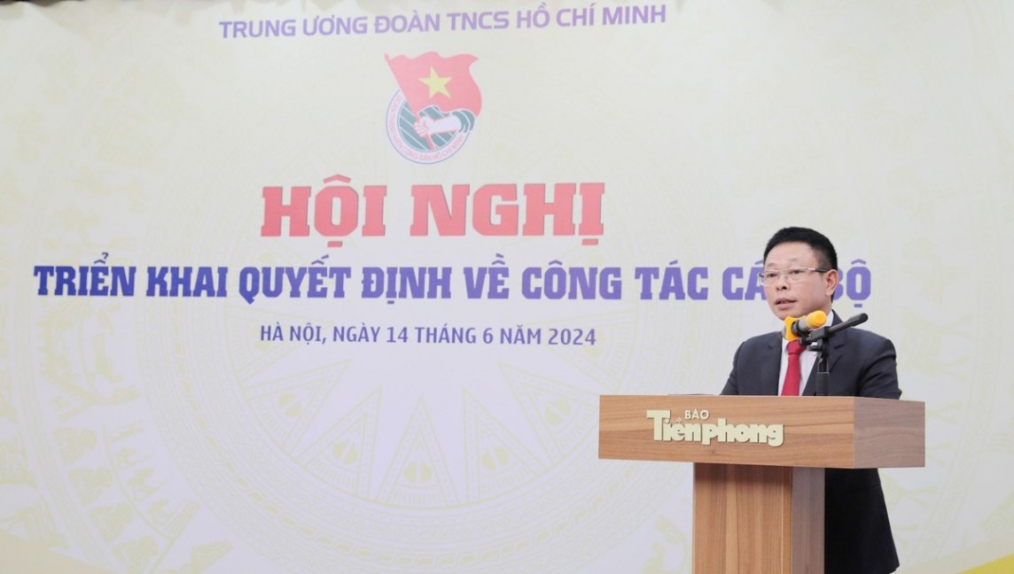 Nhà báo Phùng Công Sưởng làm Tổng Biên tập Báo Tiền Phong