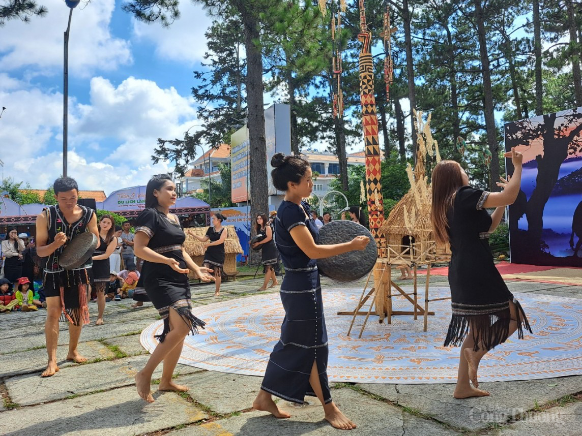 Du lịch Lâm Đồng tăng tốc, đón hơn 5 triệu lượt khách trong nửa đầu năm 2024