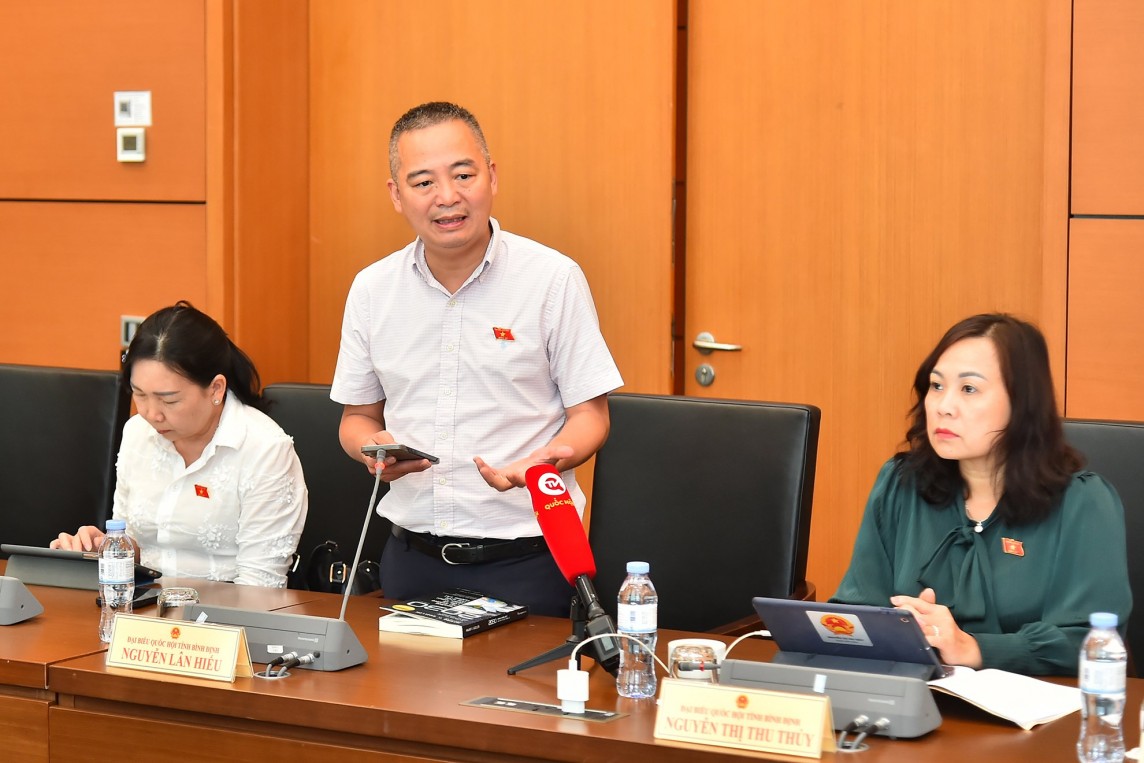 ĐBQH Nguyễn Lân Hiếu – Giám đốc Bệnh viện Đại học Y tế Hà Nội, đại biểu đoàn Bình Định ĐBQH Nguyễn Lân Hiếu – Giám đốc Bệnh viện Đại học Y tế Hà Nội, đại biểu đoàn Bình Định