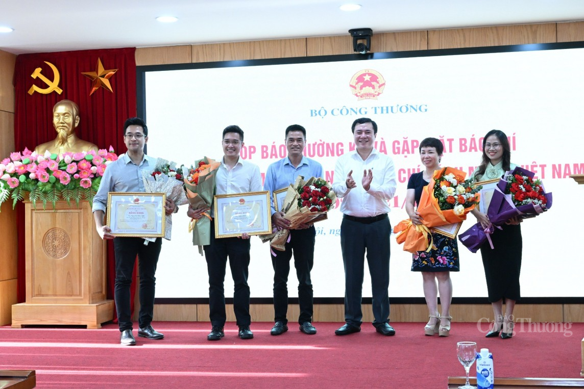 Bộ Công Thương tổ chức họp báo thường kỳ Quý II/2024 Bộ Công Thương tổ chức họp báo thường kỳ Quý II/2024