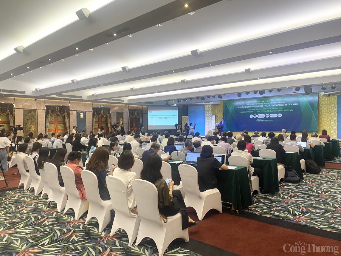 Báo cáo Thường niên Kinh tế Việt Nam 2024: Chuyển dịch năng lượng hướng tới nền kinh tế xanh Báo cáo Thường niên Kinh tế Việt Nam 2024: Chuyển dịch năng lượng hướng tới nền kinh tế xanh