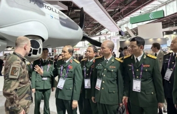 Thúc đẩy hợp tác trong lĩnh vực quốc phòng giữa Việt Nam-Pháp