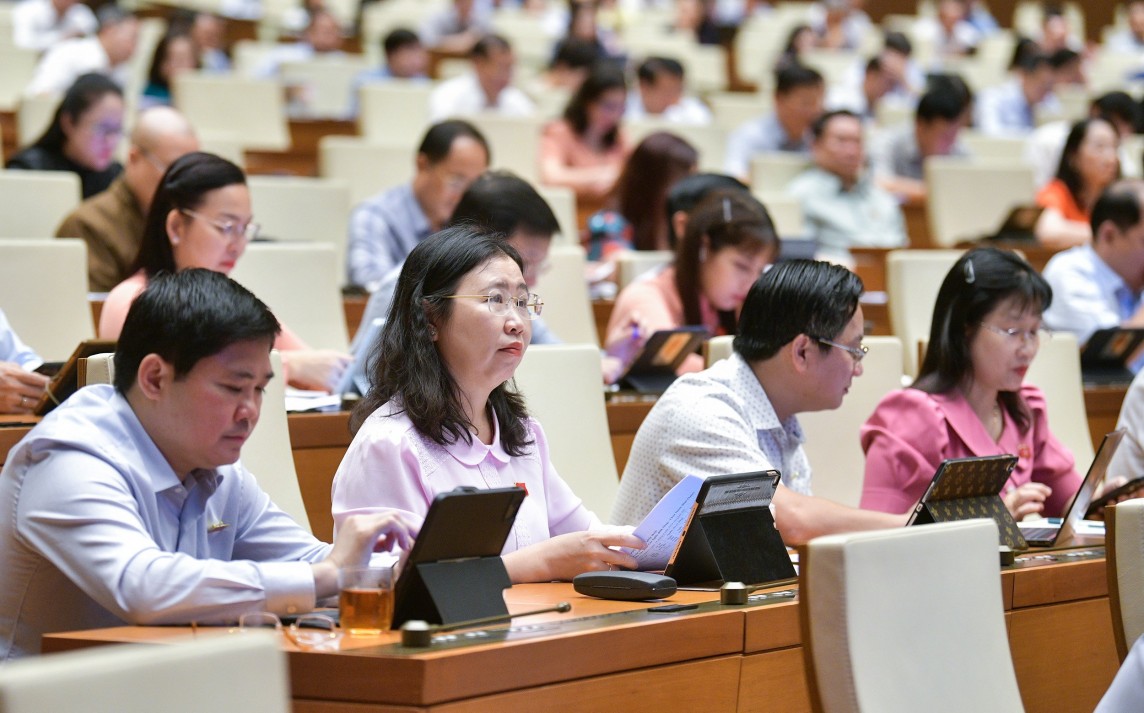 Quốc hội thông qua Luật Lưu trữ (sửa đổi) Quốc hội thông qua Luật Lưu trữ (sửa đổi)