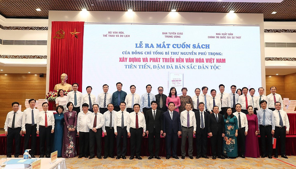 Ra mắt cuốn sách của Tổng Bí thư về xây dựng và phát triển nền văn hóa Việt Nam Ra mắt cuốn sách của Tổng Bí thư về xây dựng và phát triển nền văn hóa Việt Nam