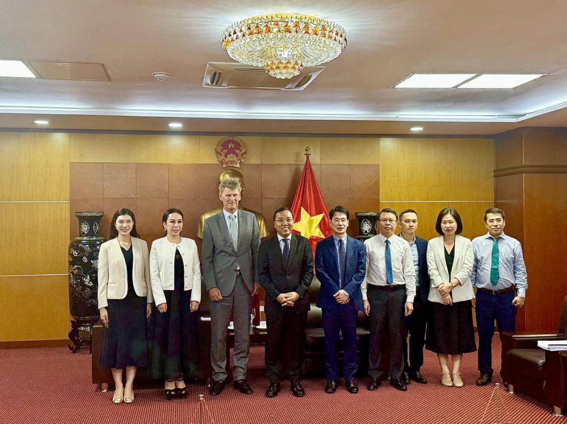 Thứ trưởng Nguyễn Hoàng Long tiếp Đại sứ Đặc mệnh toàn quyền Iceland tại Việt Nam