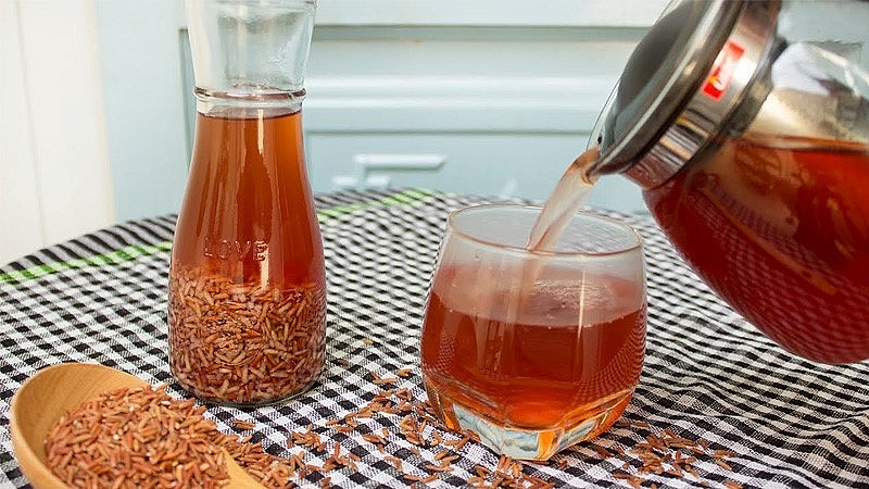 Nước gạo lứt rang rất lành tính và tốt cho sức khoẻ ( Ảnh minh hoạ) Nước gạo lứt rang rất lành tính và tốt cho sức khoẻ ( Ảnh minh hoạ)