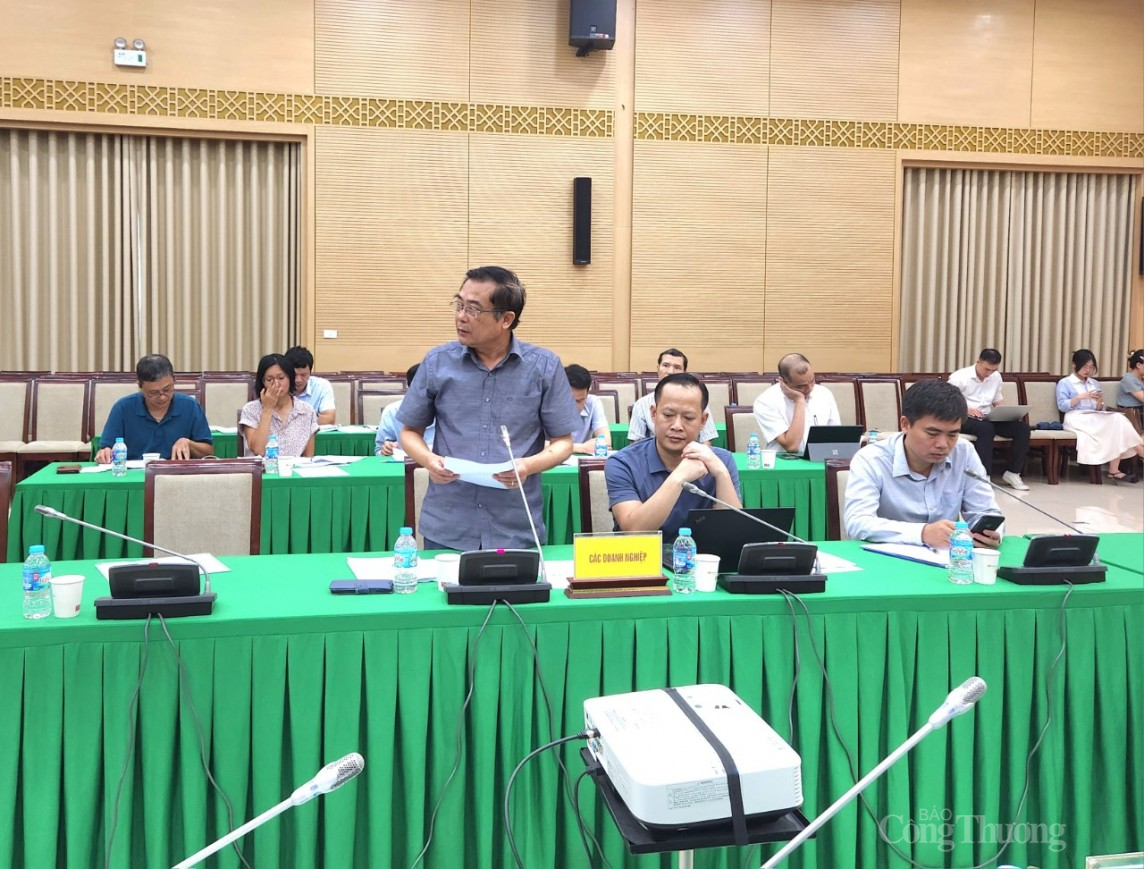 Nhiều bất cập được chỉ ra trong quản lý cây xanh, công viên đô thị Nhiều bất cập được chỉ ra trong quản lý cây xanh, công viên đô thị