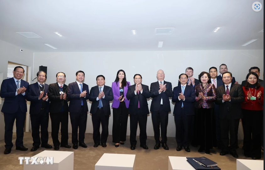 Việt Nam đang rất quyết tâm trong quá trình thúc đẩy phát triển kinh tế Việt Nam đang rất quyết tâm trong quá trình thúc đẩy phát triển kinh tế