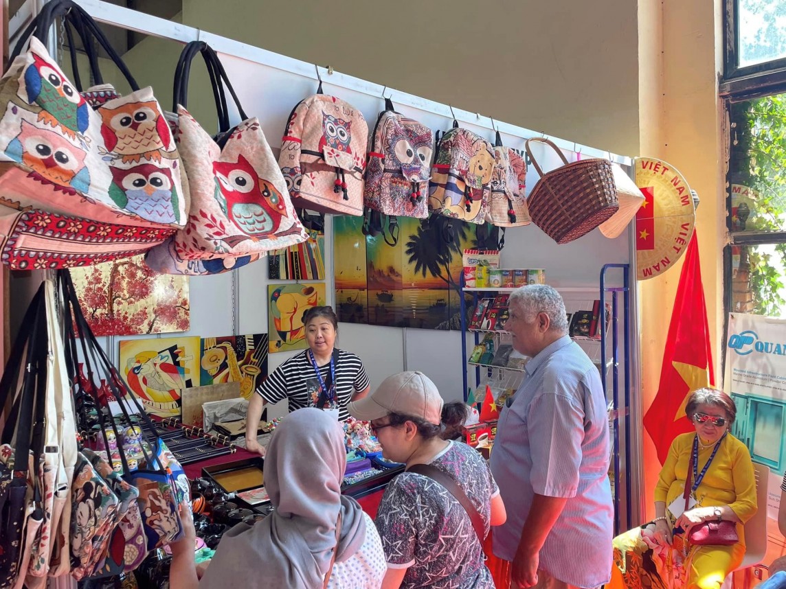 Việt Nam tham dự Hội chợ quốc tế Algiers 2024 Việt Nam tham dự Hội chợ quốc tế Algiers 2024