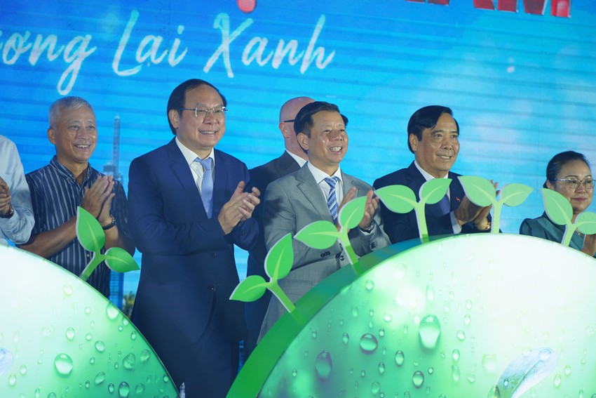 Tăng tốc chuyển đổi xanh để đạt mục tiêu cam kết COP 26