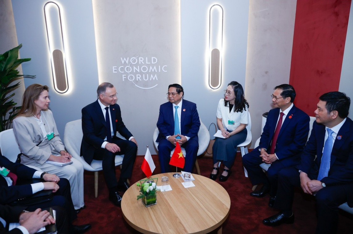 Tạo điều kiện thuận lợi cho xuất khẩu hàng hóa giữa hai nước Việt Nam - Ba Lan Tạo điều kiện thuận lợi cho xuất khẩu hàng hóa giữa hai nước Việt Nam - Ba Lan