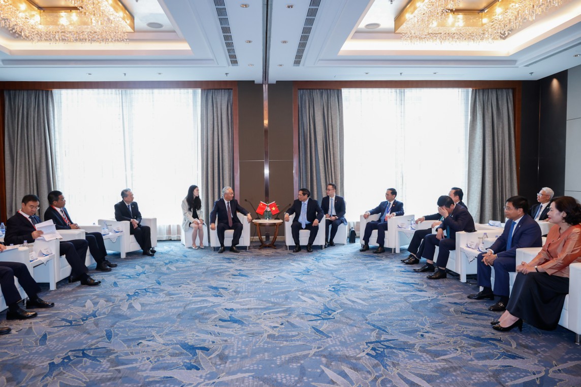 Đẩy nhanh quá trình xây dựng 3 tuyến đường sắt kết nối Việt Nam - Trung Quốc