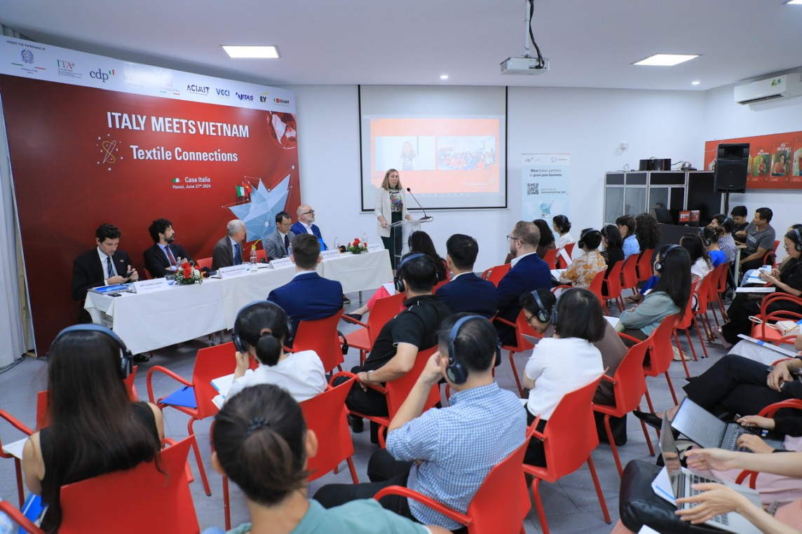 Việt Nam và Italia còn nhiều cơ hội hợp tác trong lĩnh vực dệt may Việt Nam và Italia còn nhiều cơ hội hợp tác trong lĩnh vực dệt may
