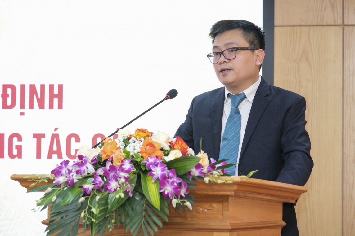 Trao quyết định bổ nhiệm ông Trương Thanh Hoài giữ chức Thứ trưởng Bộ Công Thương Trao quyết định bổ nhiệm ông Trương Thanh Hoài giữ chức Thứ trưởng Bộ Công Thương