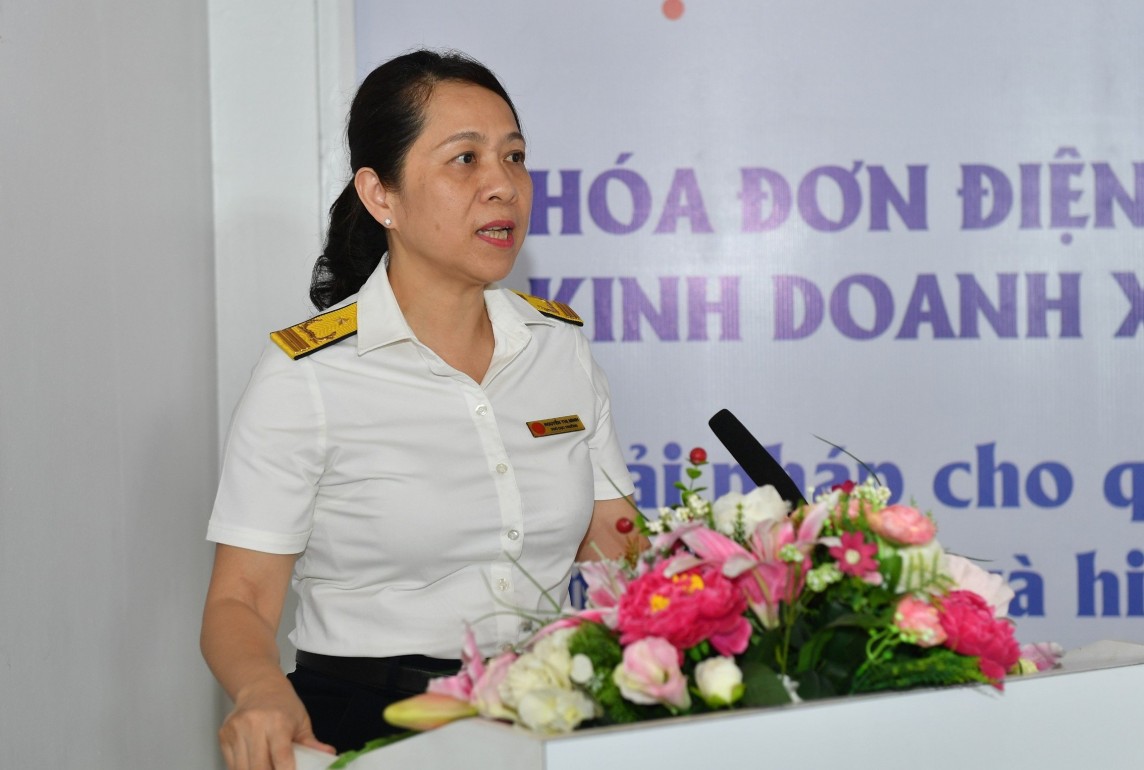 Quảng Ninh: Nỗ lực tuyên truyền đến người nộp thuế, hướng dẫn doanh nghiệp lập hóa đơn điện tử bán lẻ xăng dầu Quảng Ninh: Nỗ lực tuyên truyền đến người nộp thuế, hướng dẫn doanh nghiệp lập hóa đơn điện tử bán lẻ xăng dầu