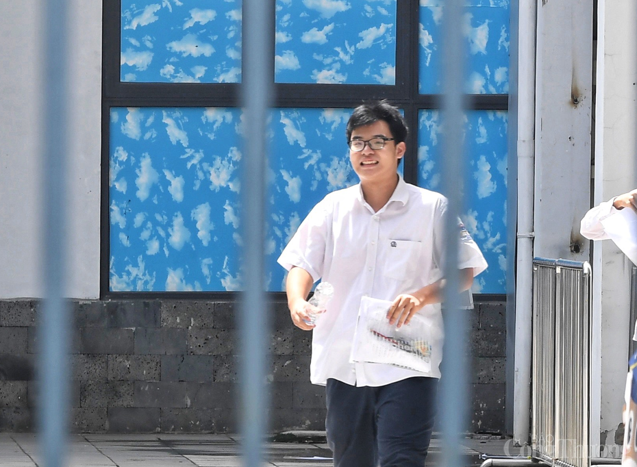 Kỳ thi tốt nghiệp THPT 2024: Đề thi môn Địa, Giáo dục Công dân dễ đạt điểm giỏi Kỳ thi tốt nghiệp THPT 2024: Đề thi môn Địa, Giáo dục Công dân dễ đạt điểm giỏi