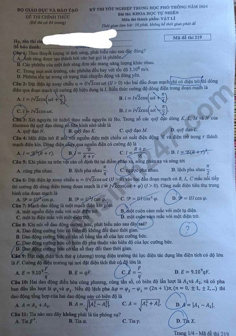 Cập nhật Đề thi và đáp án môn Vật lý mã 219 tốt nghiệp THPT 2024