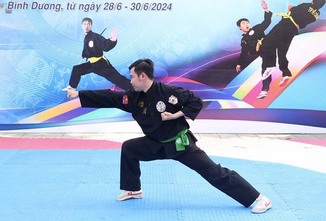 Hơn 100 vận động viên tranh tài giải Võ cổ truyền Bình Dương năm 2024