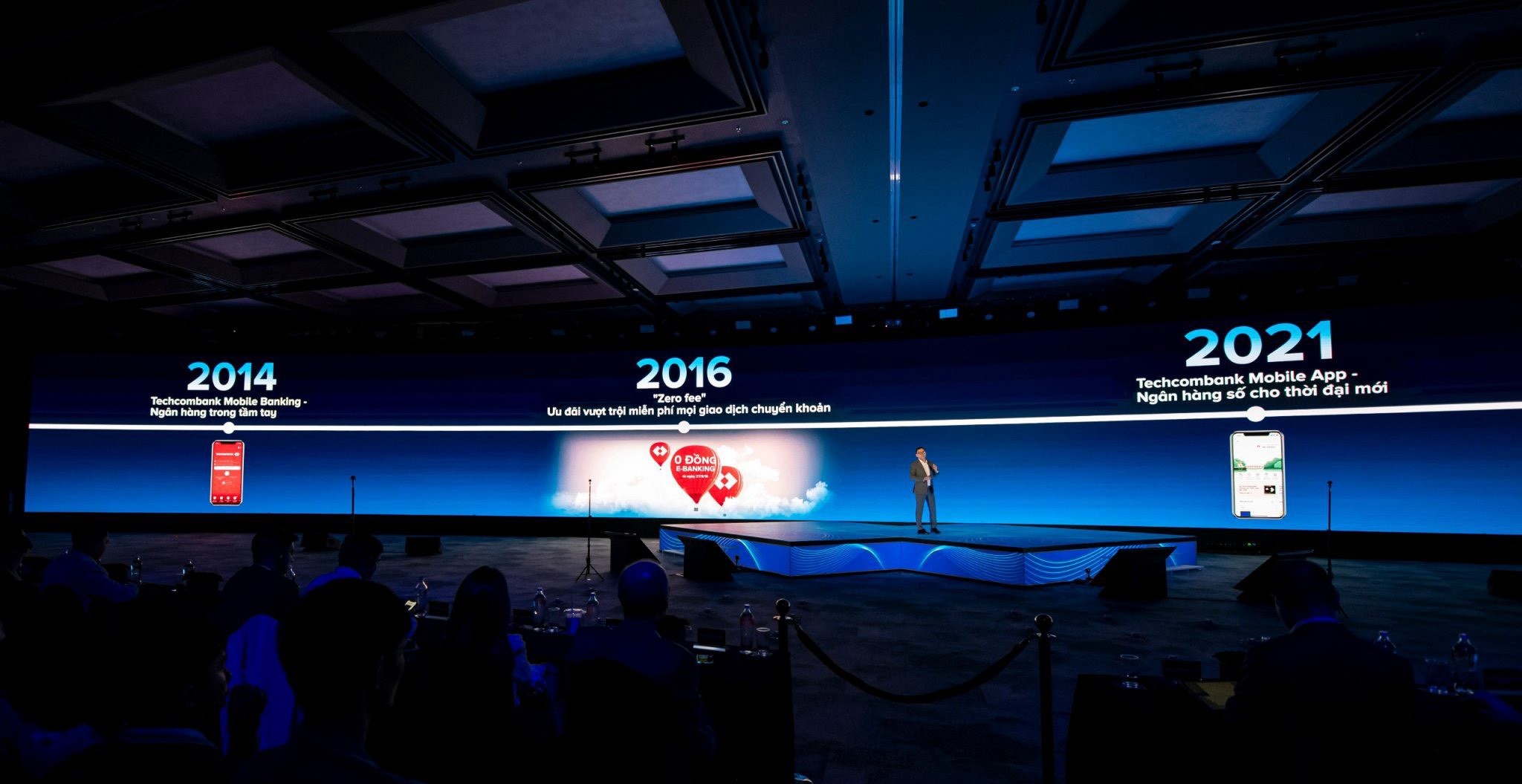 Techcombank Keynote: Đánh dấu kỷ nguyên ngân hàng thế hệ mới trên nền tảng AI Techcombank Keynote: Đánh dấu kỷ nguyên ngân hàng thế hệ mới trên nền tảng AI