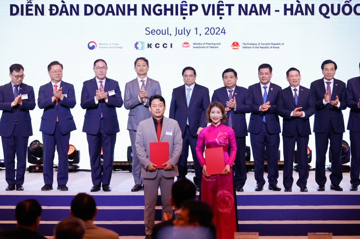 Thủ tướng Phạm Minh Chính dự Diễn đàn doanh nghiệp Việt Nam - Hàn Quốc Thủ tướng Phạm Minh Chính dự Diễn đàn doanh nghiệp Việt Nam Hàn Quốc