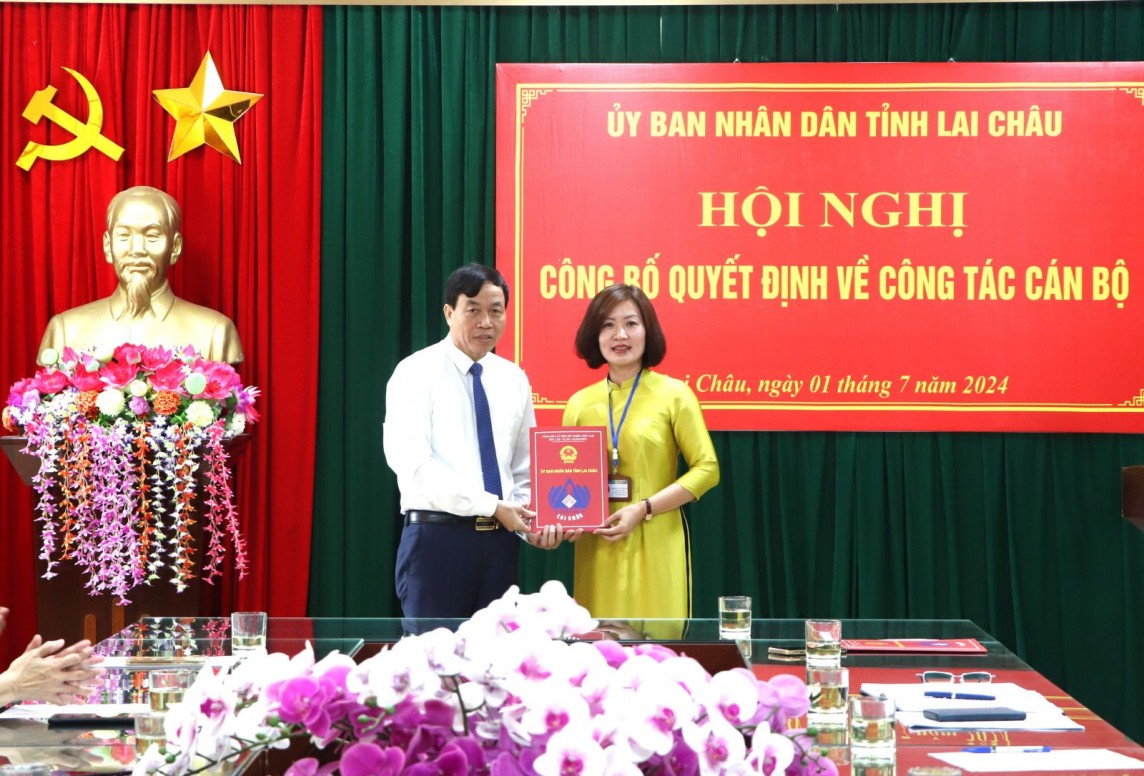 Lai Châu: Bà Hoàng Thu Phương được bổ nhiệm Phó Giám đốc Sở Giáo dục và Đào tạo tỉnh Lai Châu: Bà Hoàng Thu Phương được bổ nhiệm Phó Giám đốc Sở Giáo dục và Đào tạo tỉnh