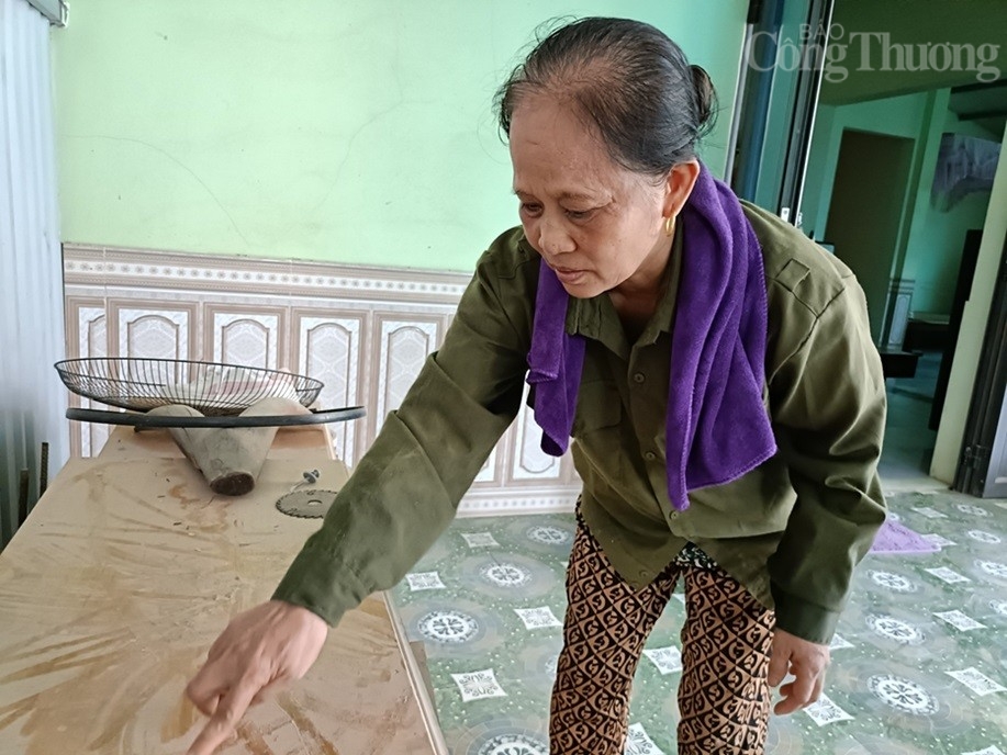 Thanh Hóa: Dân “lập chốt” ngăn hàng đoàn xe tải gây bụi mù mịt Thanh Hóa: Dân “lập chốt” ngăn hàng đoàn xe tải gây bụi mù mịt