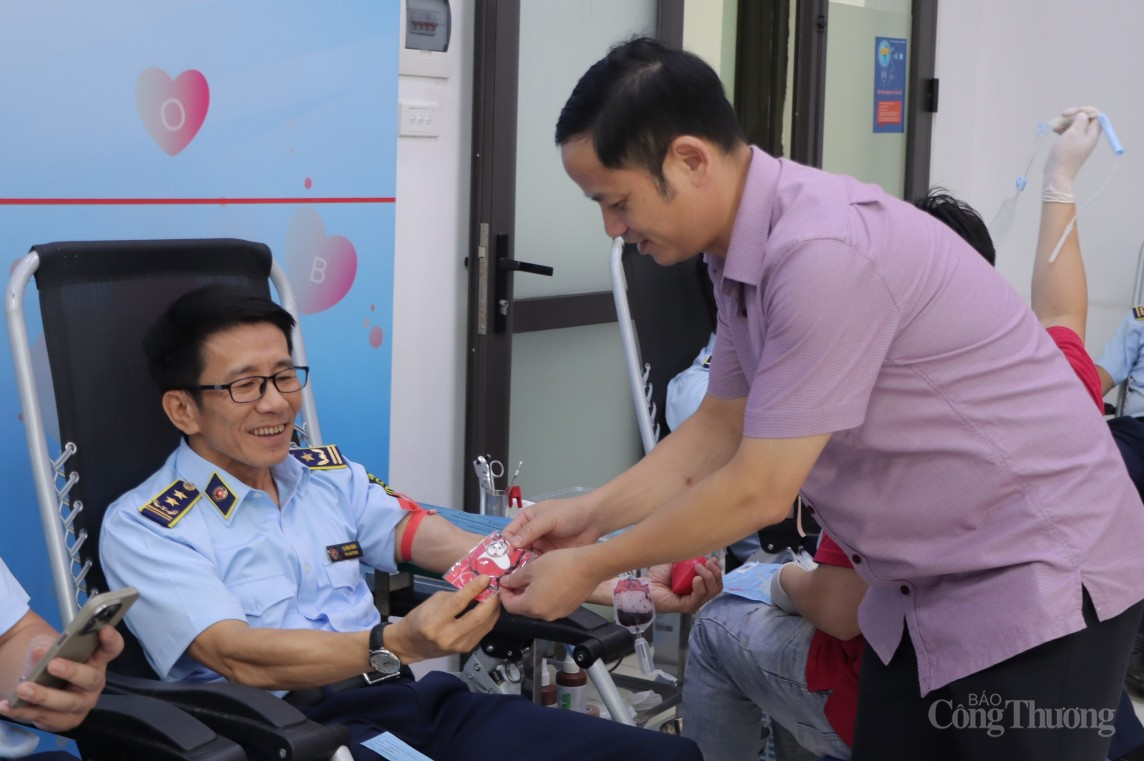 Hiến máu Hiến máu