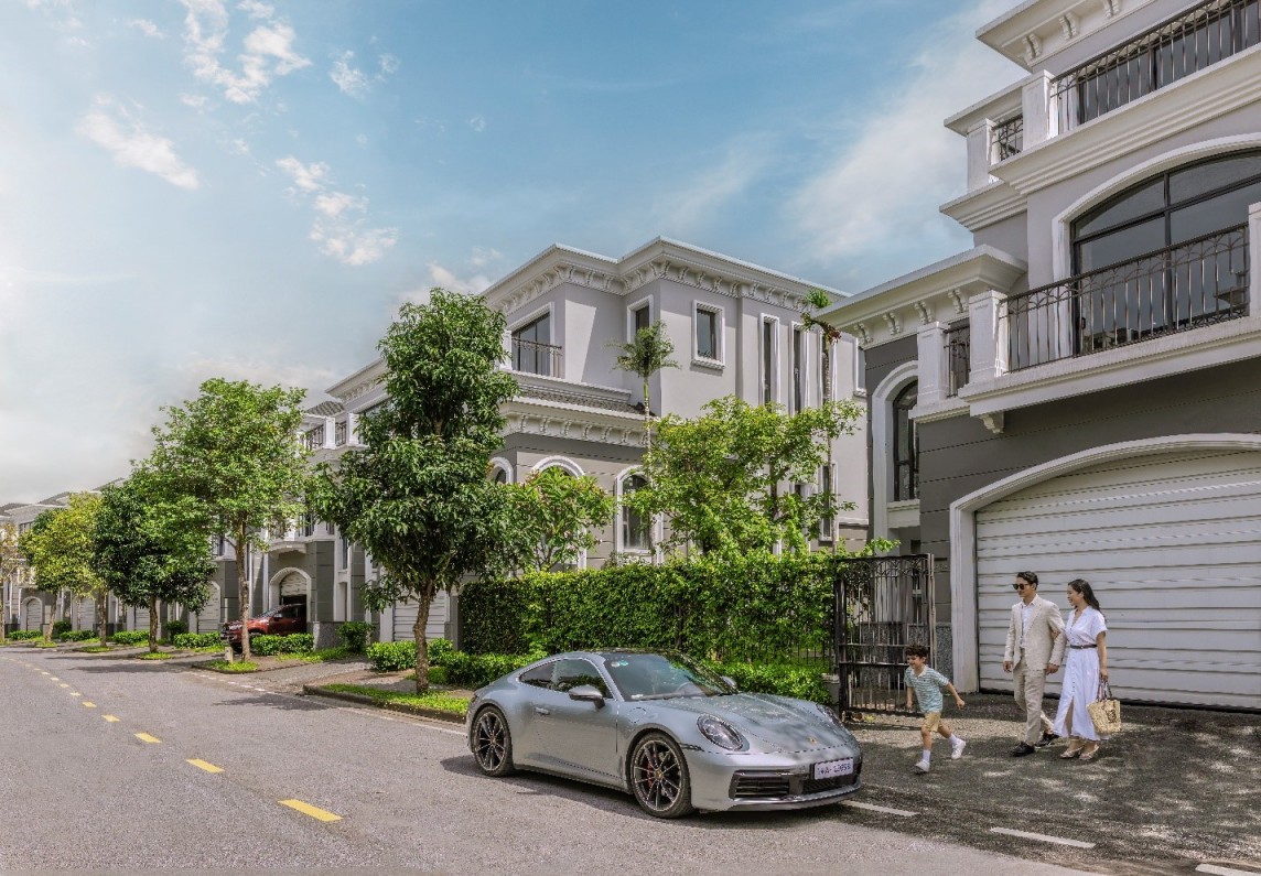 BIM Land giới thiệu bộ sưu tập giới hạn 10 căn Clubhouse Villa nằm kế cận “trái tim tiện ích” Grandbay Halong Clubhouse. Ảnh: BIM Land. BIM Land giới thiệu bộ sưu tập giới hạn 10 căn Clubhouse Villa nằm kế cận “trái tim tiện ích” Grandbay Halong Clubhouse. Ảnh: BIM Land.