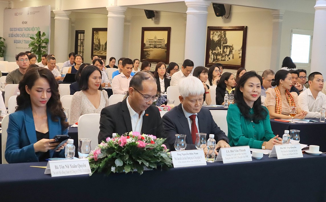 Doanh nghiệp cần phải làm gì để hoạt động giao thương không bị ngưng trệ?