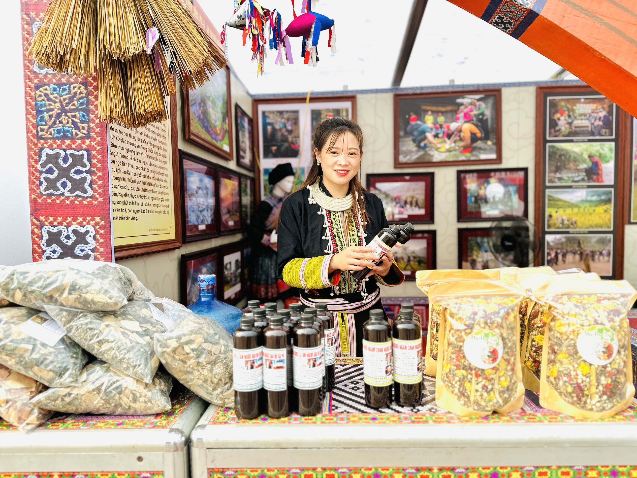 Du lịch tiếp tục là điểm sáng trong tăng trưởng kinh tế Du lịch tiếp tục là điểm sáng trong tăng trưởng kinh tế