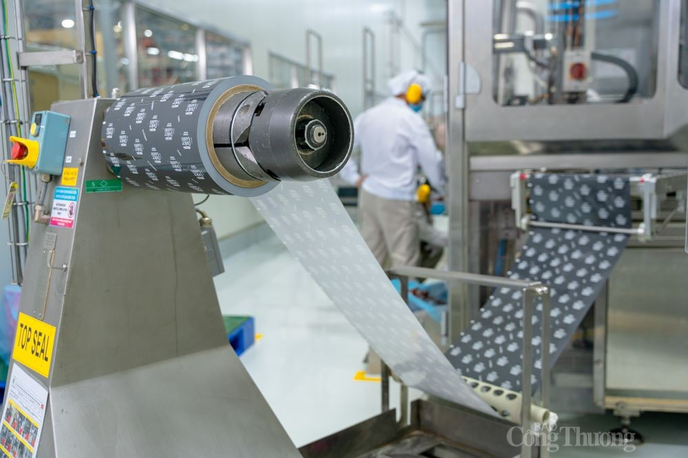 Dây chuyền sản xuất màng thân thiện môi trường của Nestle Dây chuyền sản xuất màng thân thiện môi trường của Nestle