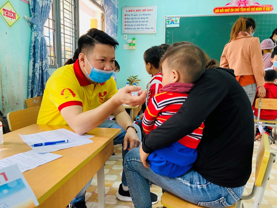 Bác sĩ Võ Thành Trung: Miệt mài tìm mảnh ghép cho những nụ cười trọn vẹn Bác sĩ Võ Thành Trung: Miệt mài tìm mảnh ghép cho những nụ cười trọn vẹn