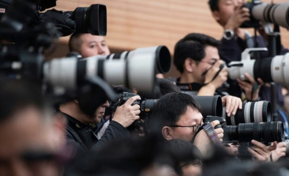 Mức lương của phóng viên sẽ được tăng lên từ ngày 1/7. (Ảnh minh họa, nguồn: baochinhphu.vn) Mức lương của phóng viên sẽ được tăng lên từ ngày 1/7. (Ảnh minh họa, nguồn: baochinhphu.vn)