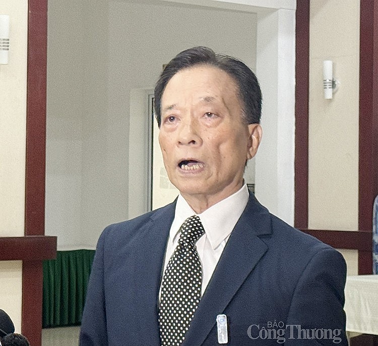 TS. Nguyễn Trí Hiếu - Chuyên gia tài chính TS. Nguyễn Trí Hiếu - Chuyên gia tài chính