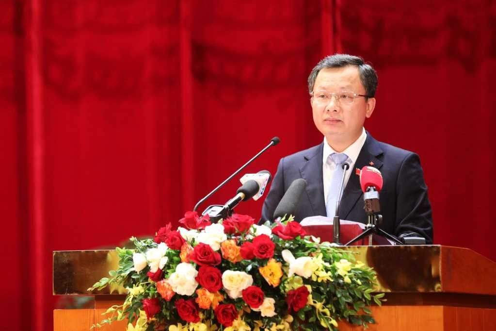 Ông Cao Tường Huy thông tin tình hình kinh tế - xã hội trong 6 tháng đầu năm tại tỉnh Quảng Ninh (Ảnh: Q.N). Ông Cao Tường Huy thông tin tình hình kinh tế - xã hội trong 6 tháng đầu năm tại tỉnh Quảng Ninh (Ảnh: Q.N).