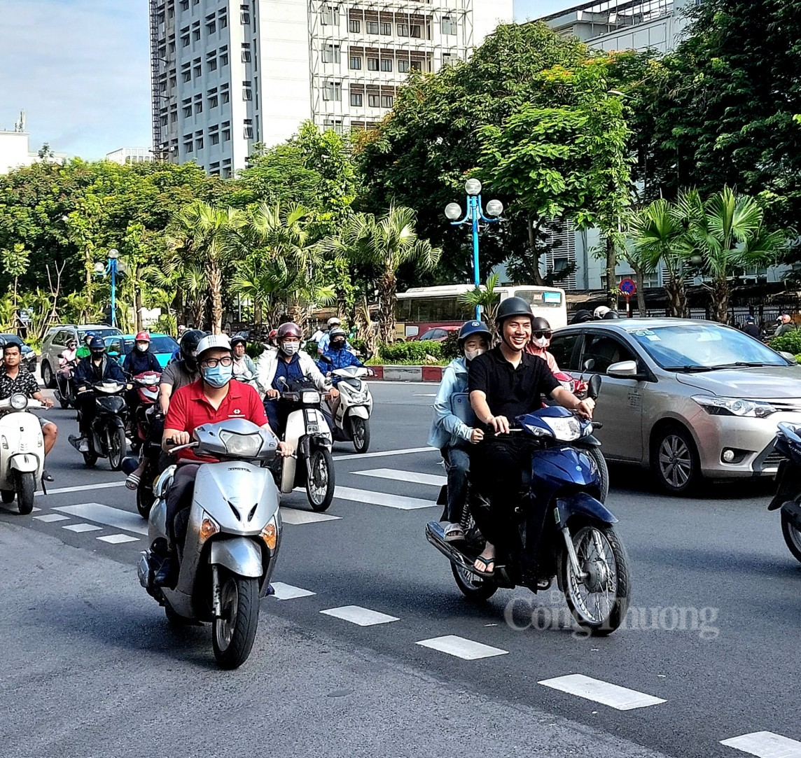 Dự báo thời tiết ngày mai 10/7/2024: Bắc Bộ, Trung Bộ ngày nắng nóng gay gắt; tối mưa dông nhiều nơi Dự báo thời tiết ngày mai 10/7/2024: Bắc Bộ, Trung Bộ ngày nắng nóng gay gắt; tối mưa dông nhiều nơi