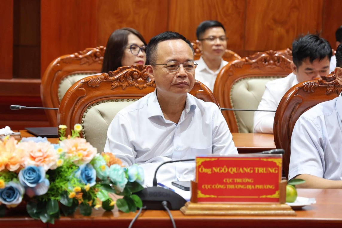 Tiền Giang: Đề xuất Bộ Công Thương tháo gỡ vướng mắc ở các khu, cụm công nghiệp Tiền Giang: Đề xuất Bộ Công Thương tháo gỡ vướng mắc ở các khu, cụm công nghiệp