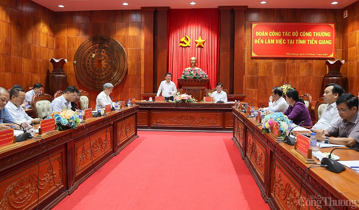 Bộ trưởng Nguyễn Hồng Diên: Tiền Giang cần đẩy mạnh cơ cấu lại ngành công nghiệp theo hướng hiện đại