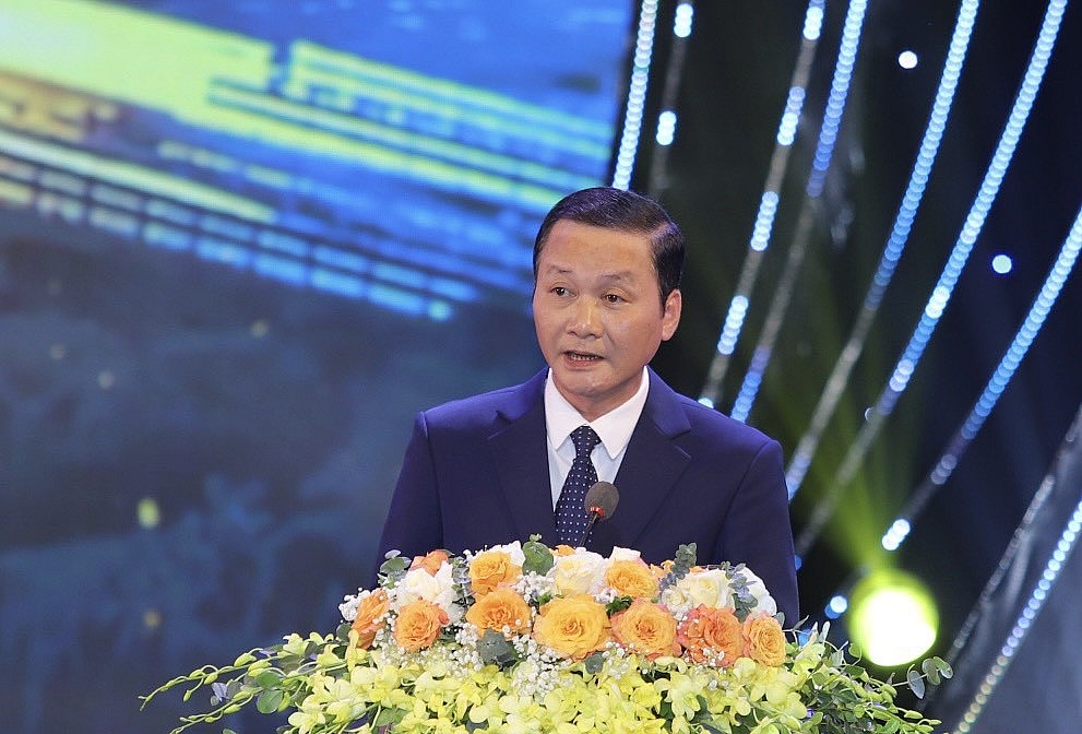 Liên hoan Phát thanh toàn quốc lần thứ XVI: 'Phát thanh Việt Nam - đa dạng trong chuyển đổi số' Liên hoan Phát thanh toàn quốc lần thứ XVI: 'Phát thanh Việt Nam - đa dạng trong chuyển đổi số'